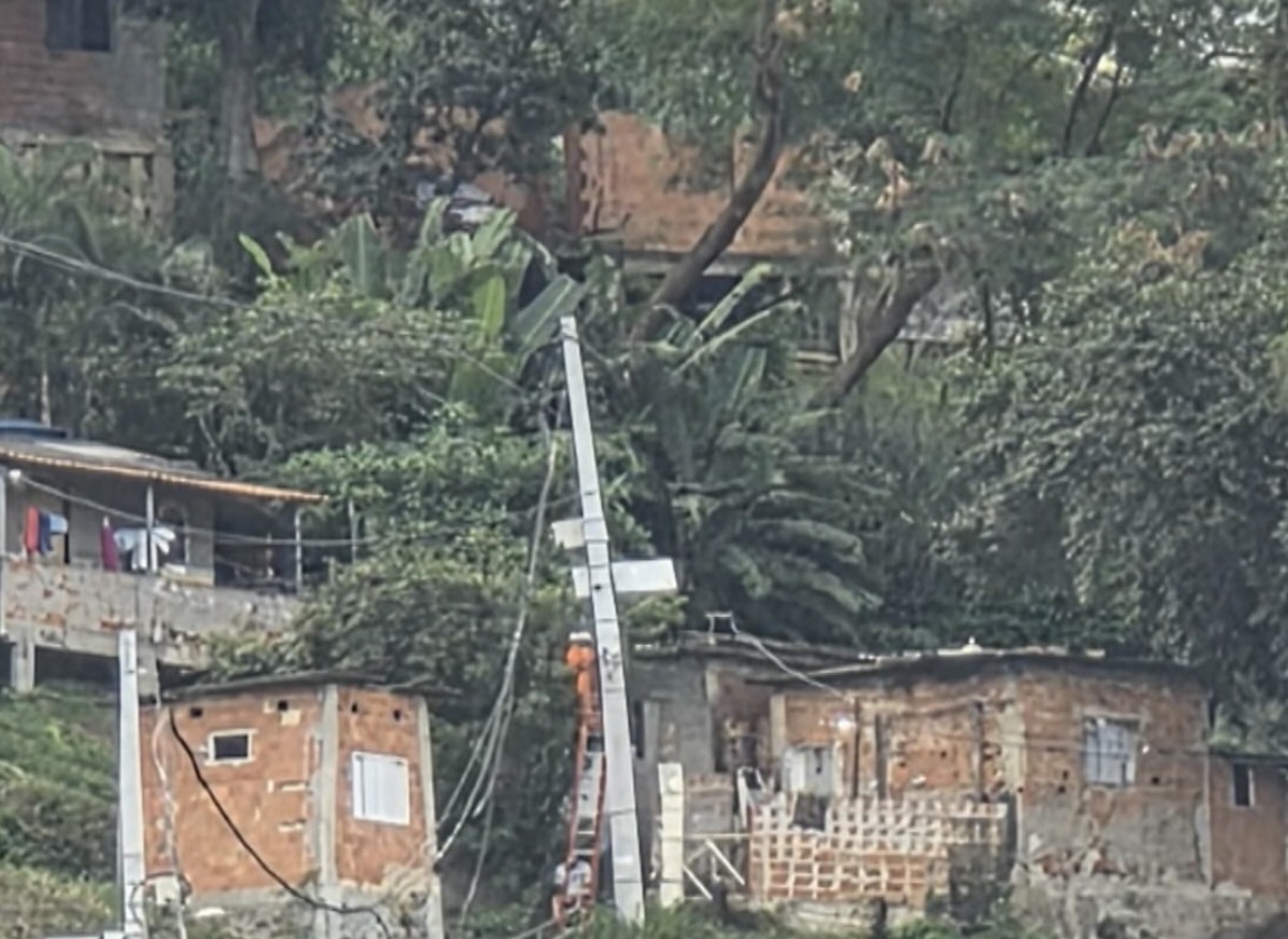 Traficante morto no Morro dos Macacos instalou internet na comunidade antes da morte
