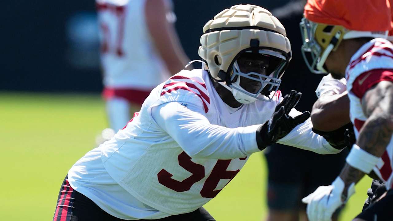 Tarron Jackson, dos Niners, é hospitalizado após lesão em treino de pré-temporada