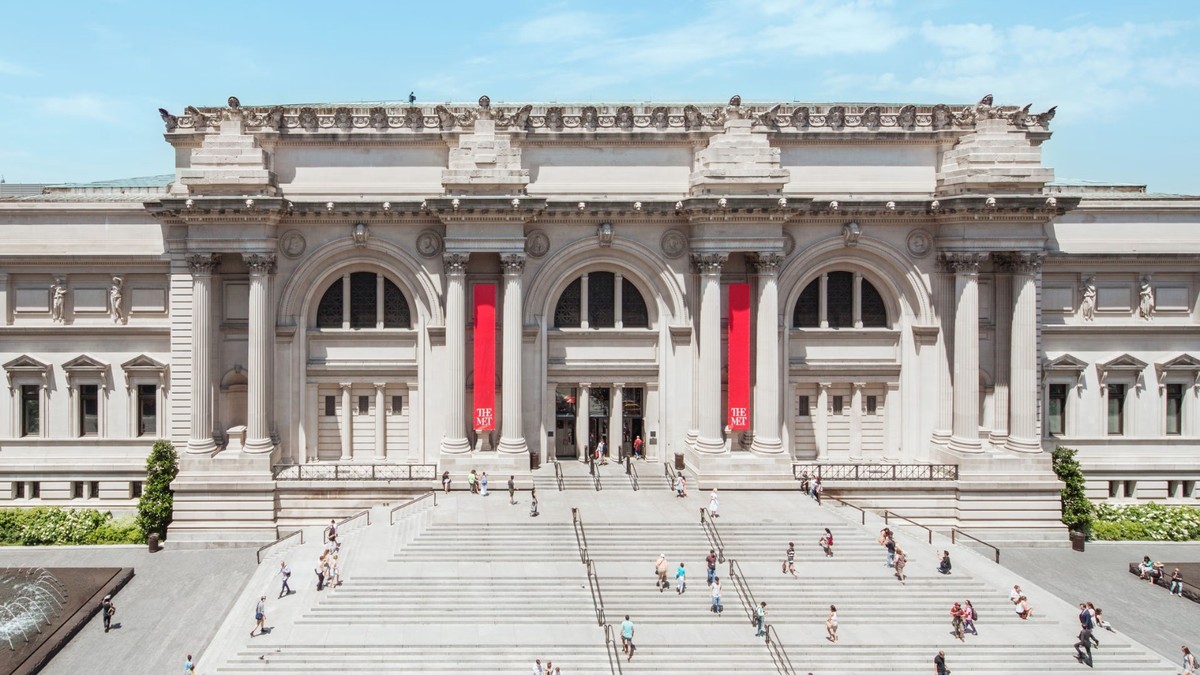 Museu Metropolitano de Nova York restitui obras de arte saqueadas do Iraque