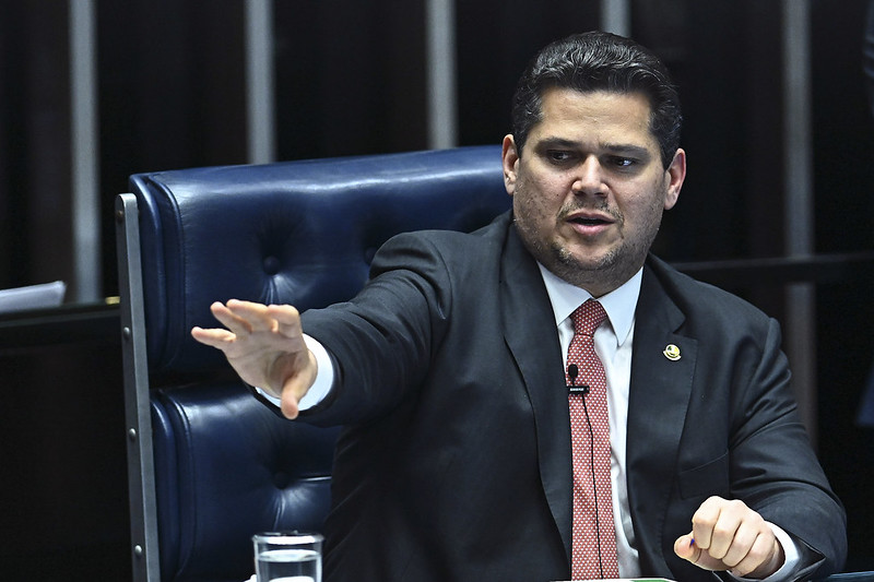 Alcolumbre define data para instalação da CPMI do INSS em sessão marcada