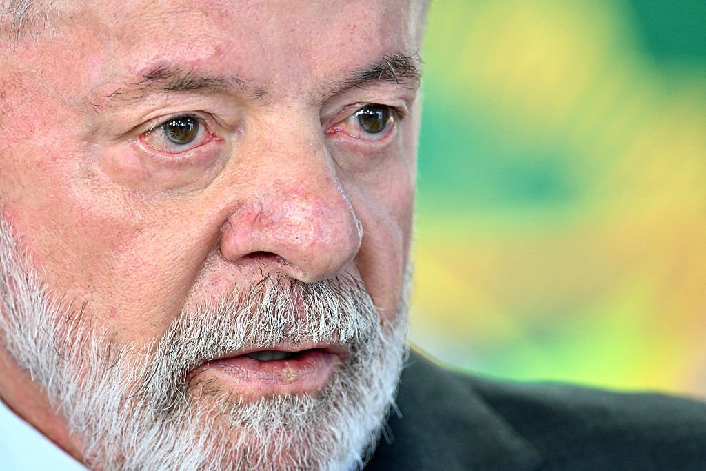 Aprovação de Lula cresce e 60% apoiam sua política externa, revela pesquisa