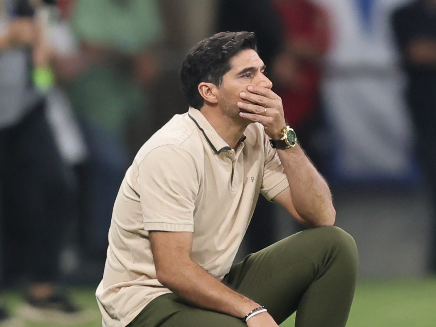Palmeiras enfrenta dificuldades em jogos decisivos sob comando de Abel Ferreira