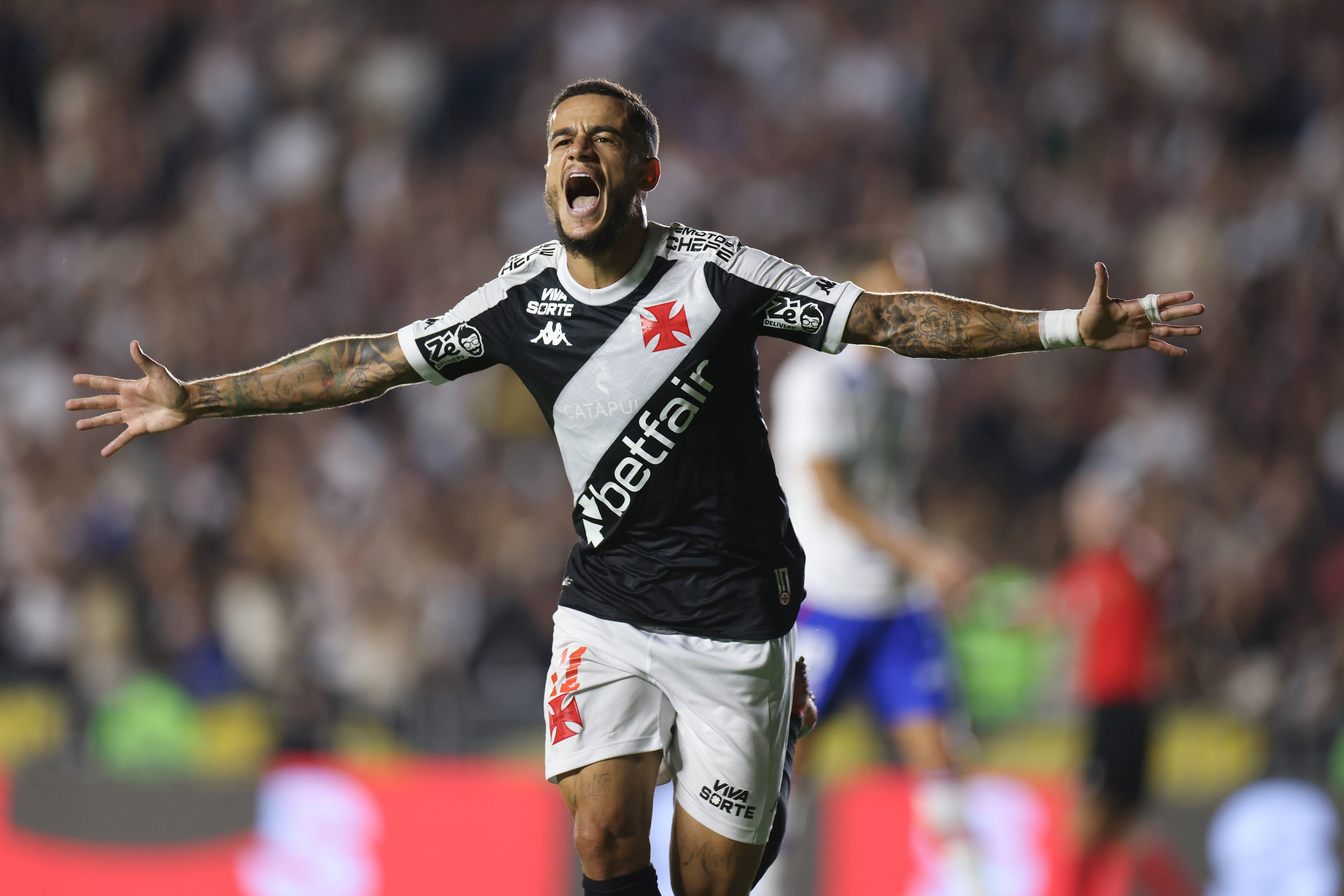 Coutinho e Jardim são relacionados para duelo contra o CSA