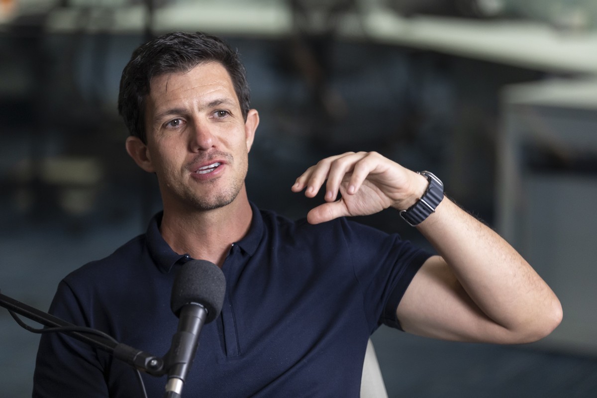 Maurício Barbieri fala sobre sua trajetória e busca por novo projeto no futebol