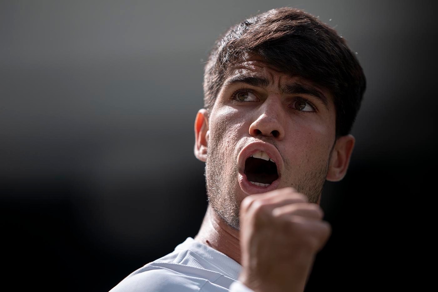 Alcaraz elimina britânico e avança para a oitava semifinal de Grand Slam