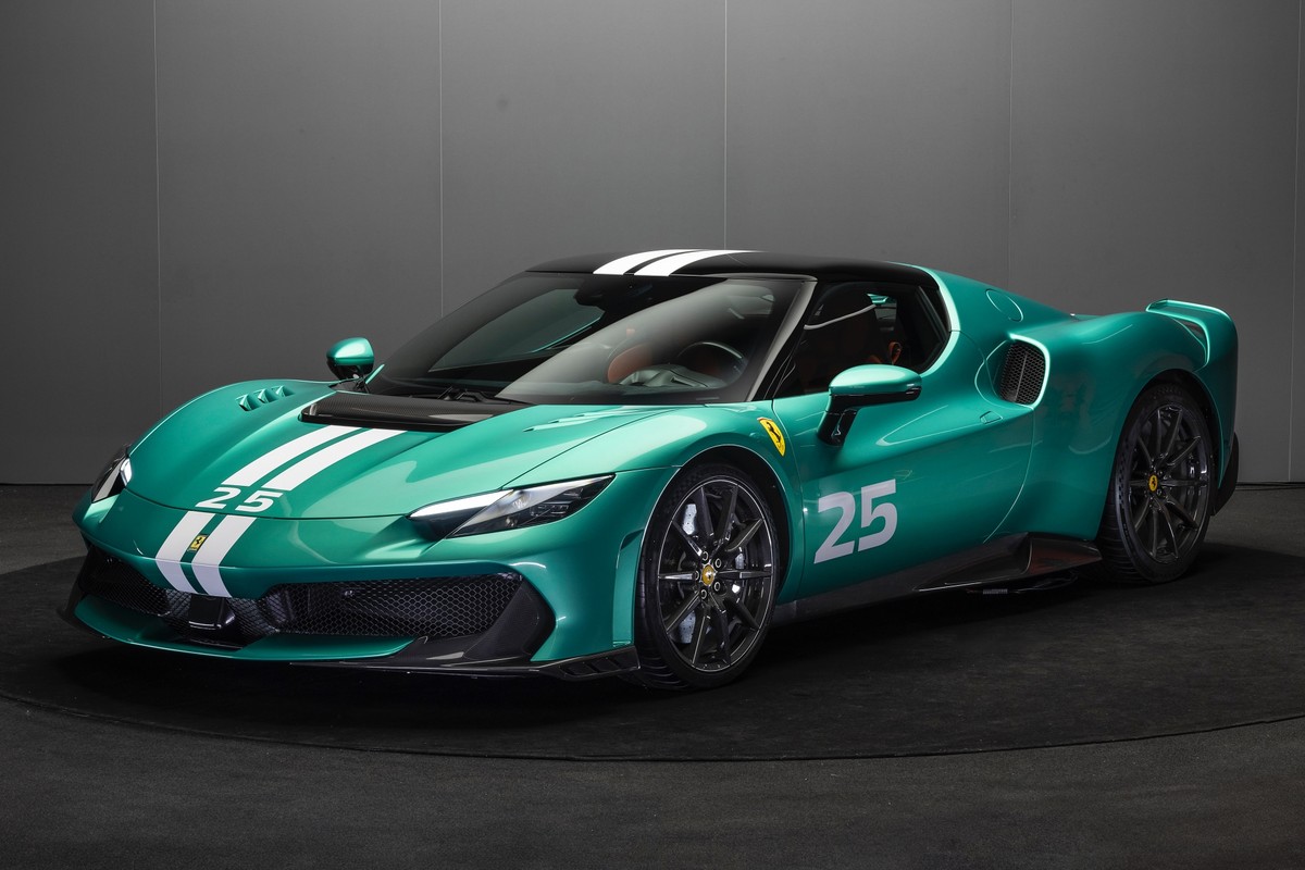 Ferrari 296 Speciale alcança quase 900 cv e abusa da fibra de carbono (Foto: Ferrari/Divulgação)