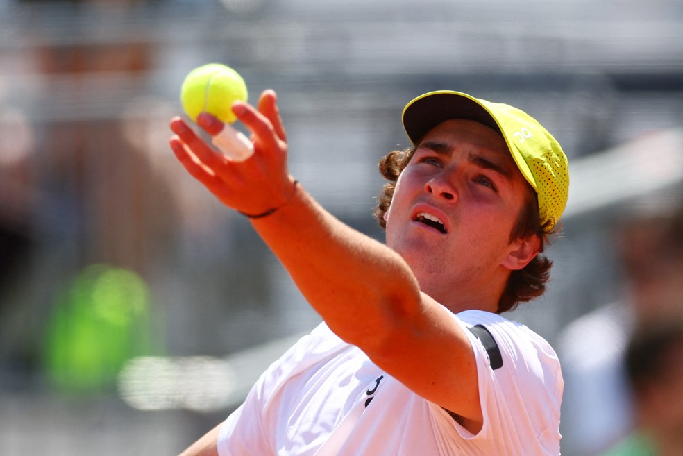 João Fonseca na estreia em Roma (Foto: Reuters)