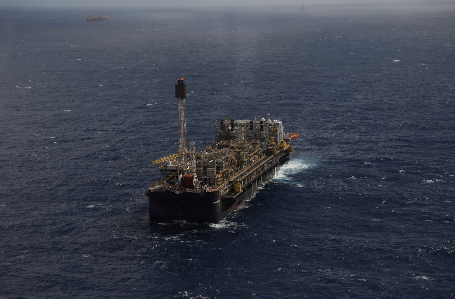 Siemens e Seatrium assinam contrato de R$ 2 bilhões para modernização de FPSOs