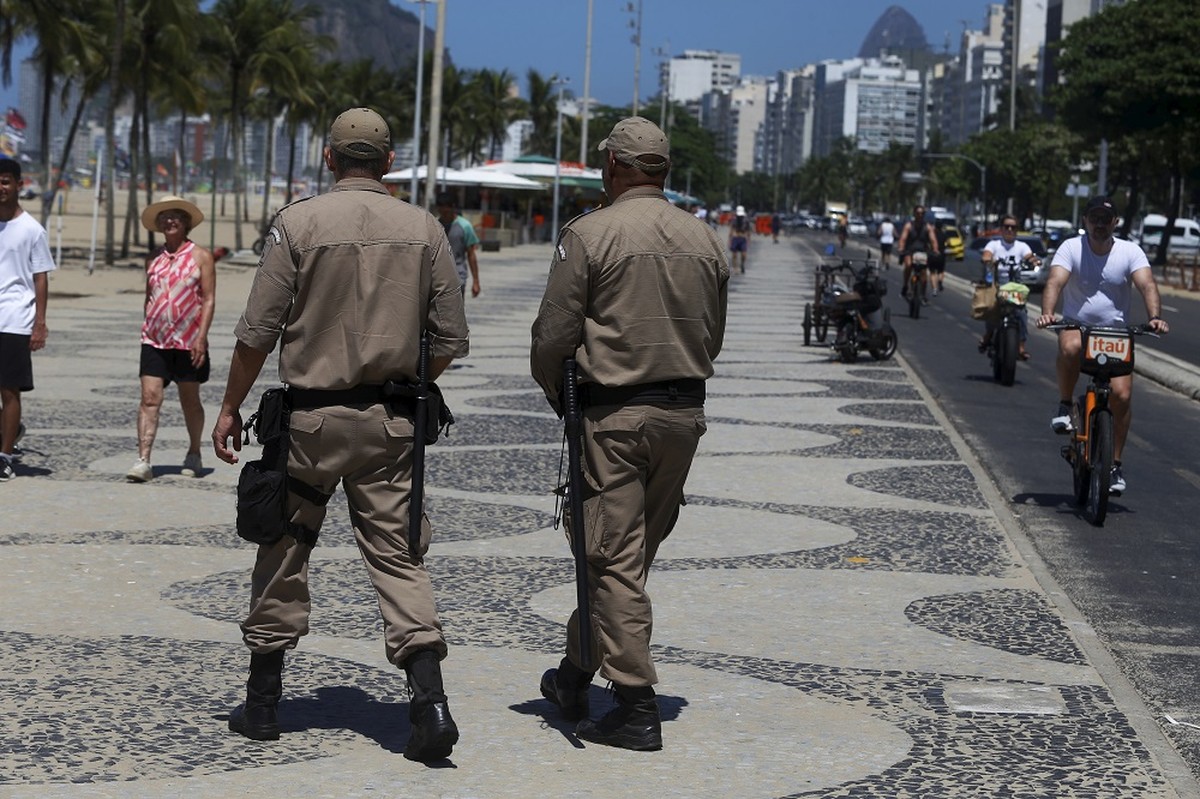 Rio terá 300 guardas municipais armados a partir de janeiro para segurança pública