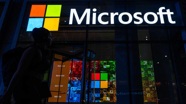 Microsoft divulga resultados financeiros e analistas comentam expectativas de lucros