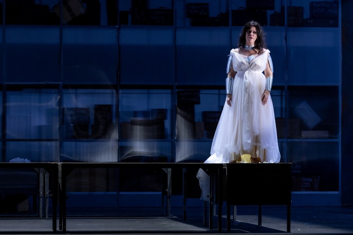 Heller-Lopes apresenta Puccini e Strauss em espetáculo marcante no Theatro Municipal