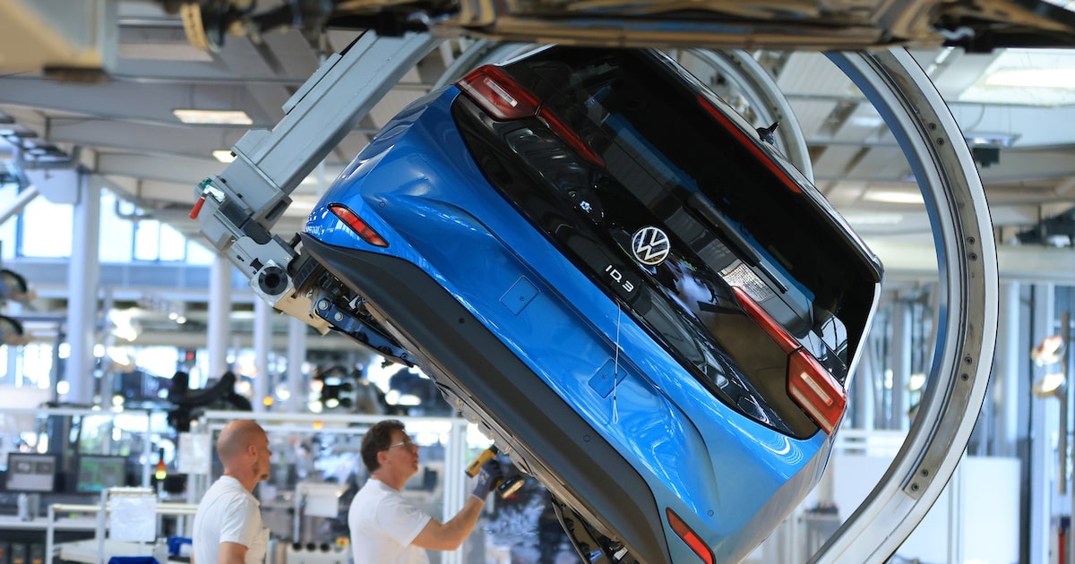 Volkswagen reduz previsões anuais devido a impacto de US$ 1,5 bi das tarifas de Trump