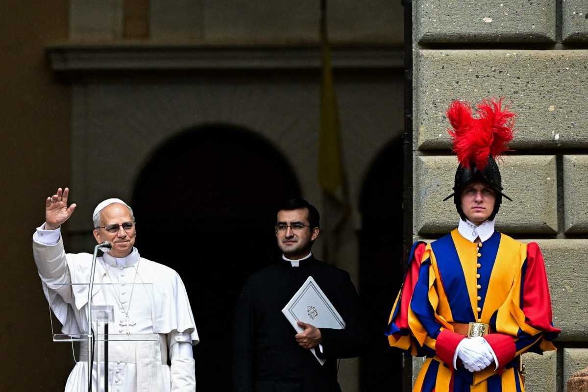 Papa Leão XIV celebra primeiro Angelus em Castel Gandolfo após mudança de tradição