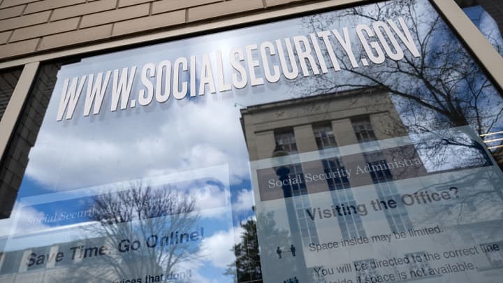 Social Security exige visitas presenciais de milhões para alterar depósitos diretos