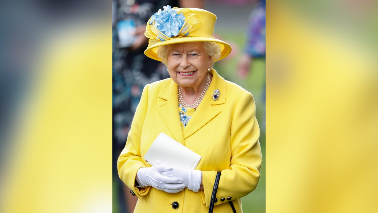 Elizabeth II define tendências e se torna ícone do estilo mundial