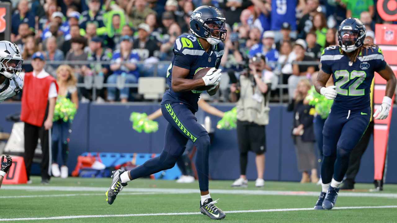 Tory Horton brilha com touchdown na estreia de pré-temporada pelos Seahawks