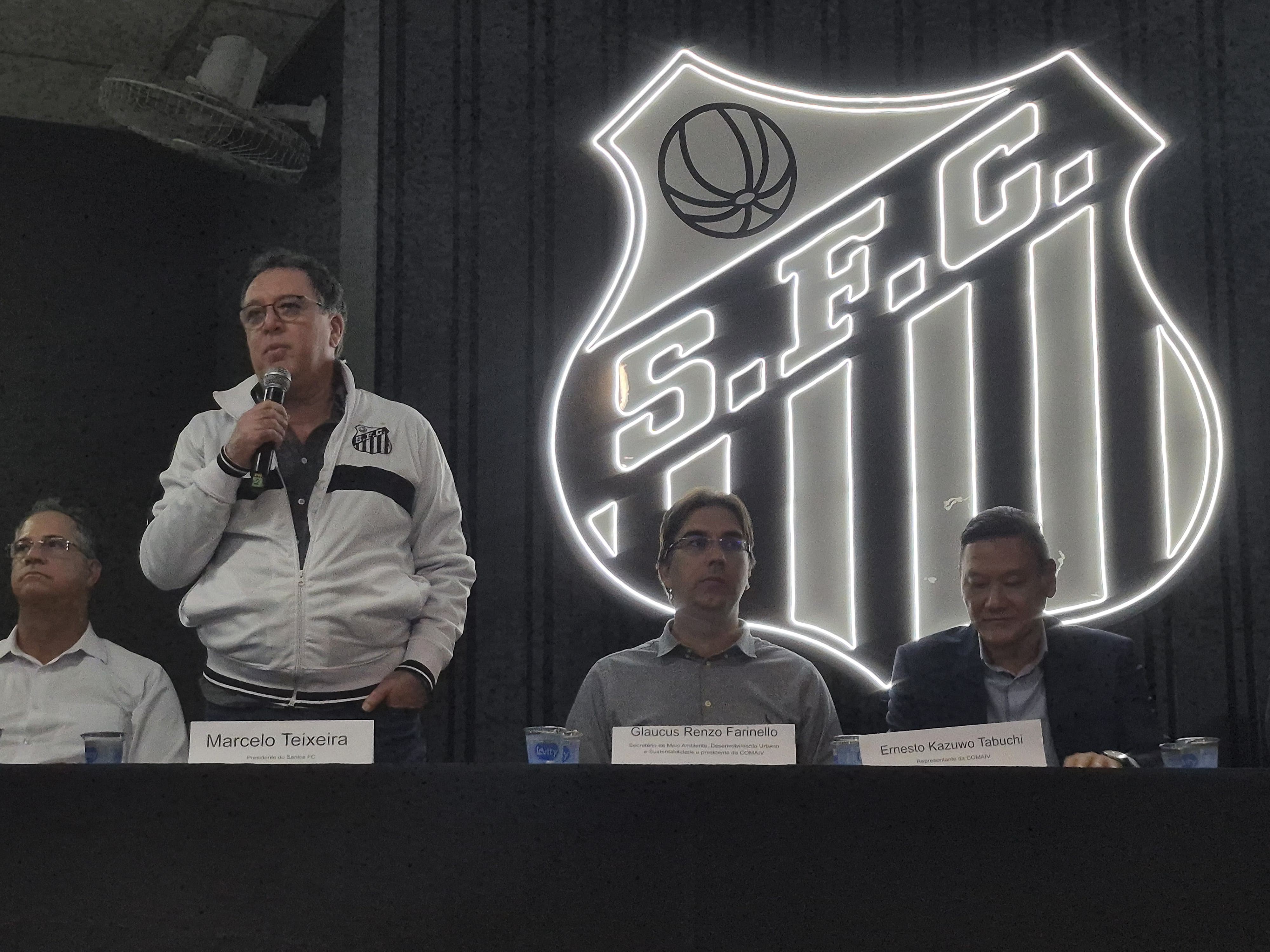 Santos considera jogos em SP e 'arena de Neymar' mesmo com nova Vila Belmiro