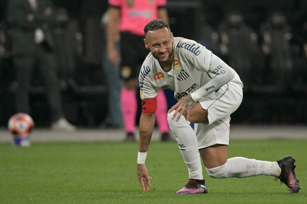 Santos é eliminado e Neymar é chamado de 'jogador reborn' nas redes sociais