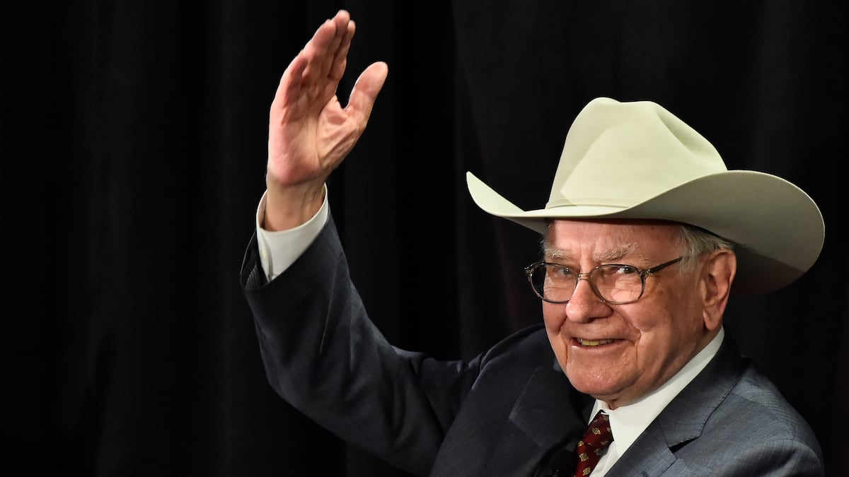 Warren Buffett em uma imagem de abril de 2015 (Foto: LARRY W. SMITH/EFE)