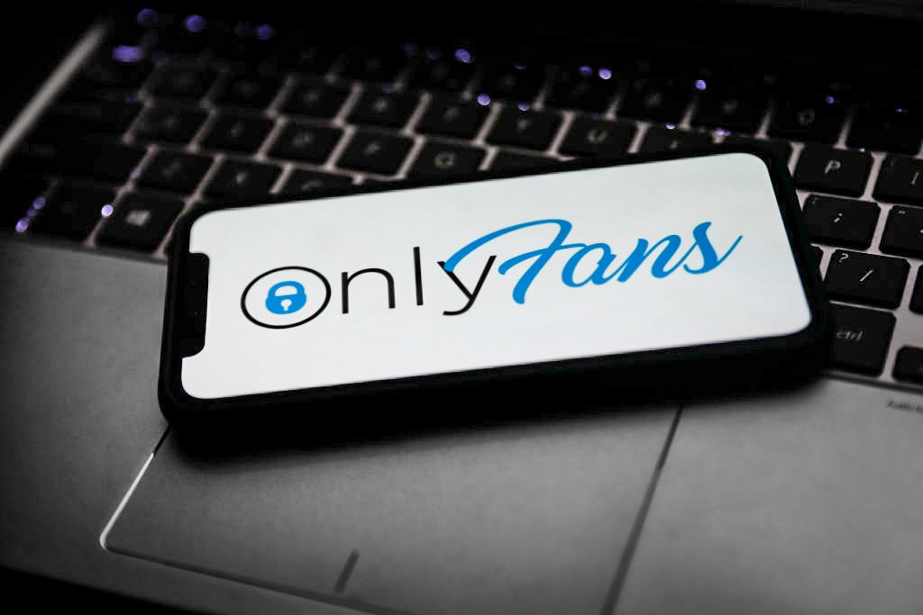 Magnatas britânicos disputam a compra da plataforma OnlyFans
