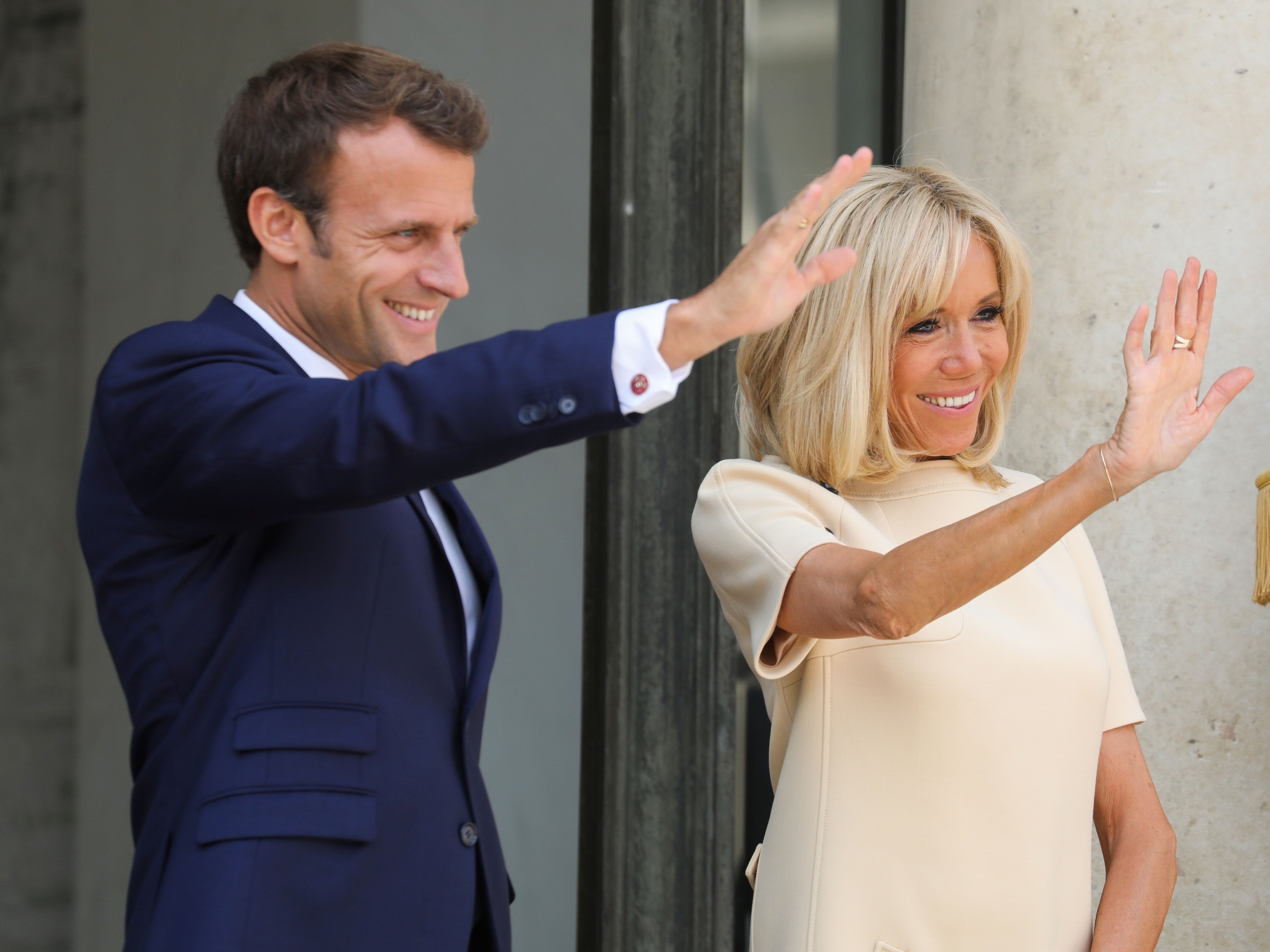 Macron revela como conheceu Brigitte, sua esposa 24 anos mais velha