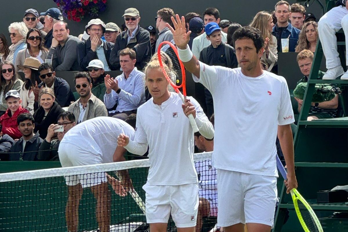 Brasileiros enfrentam Sabalenka e Alcaraz em partidas emocionantes às 7h