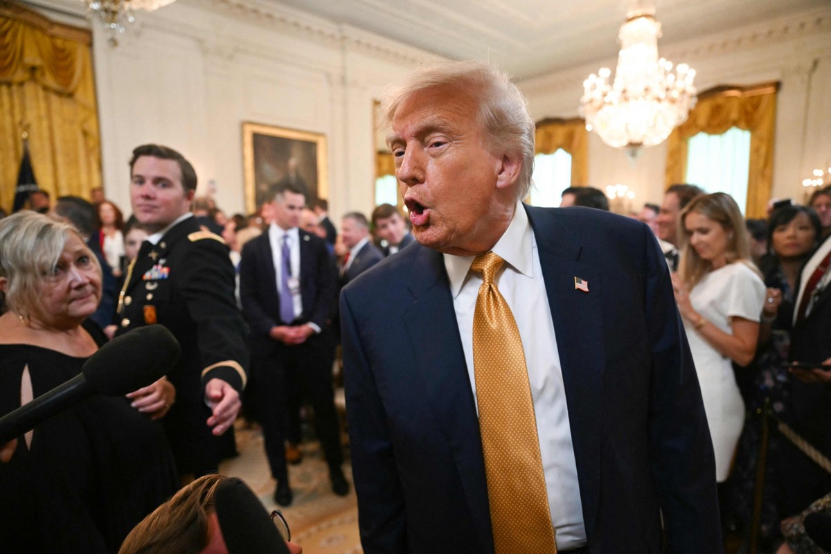 Trump provoca tensões com decisões polêmicas sobre o Brasil