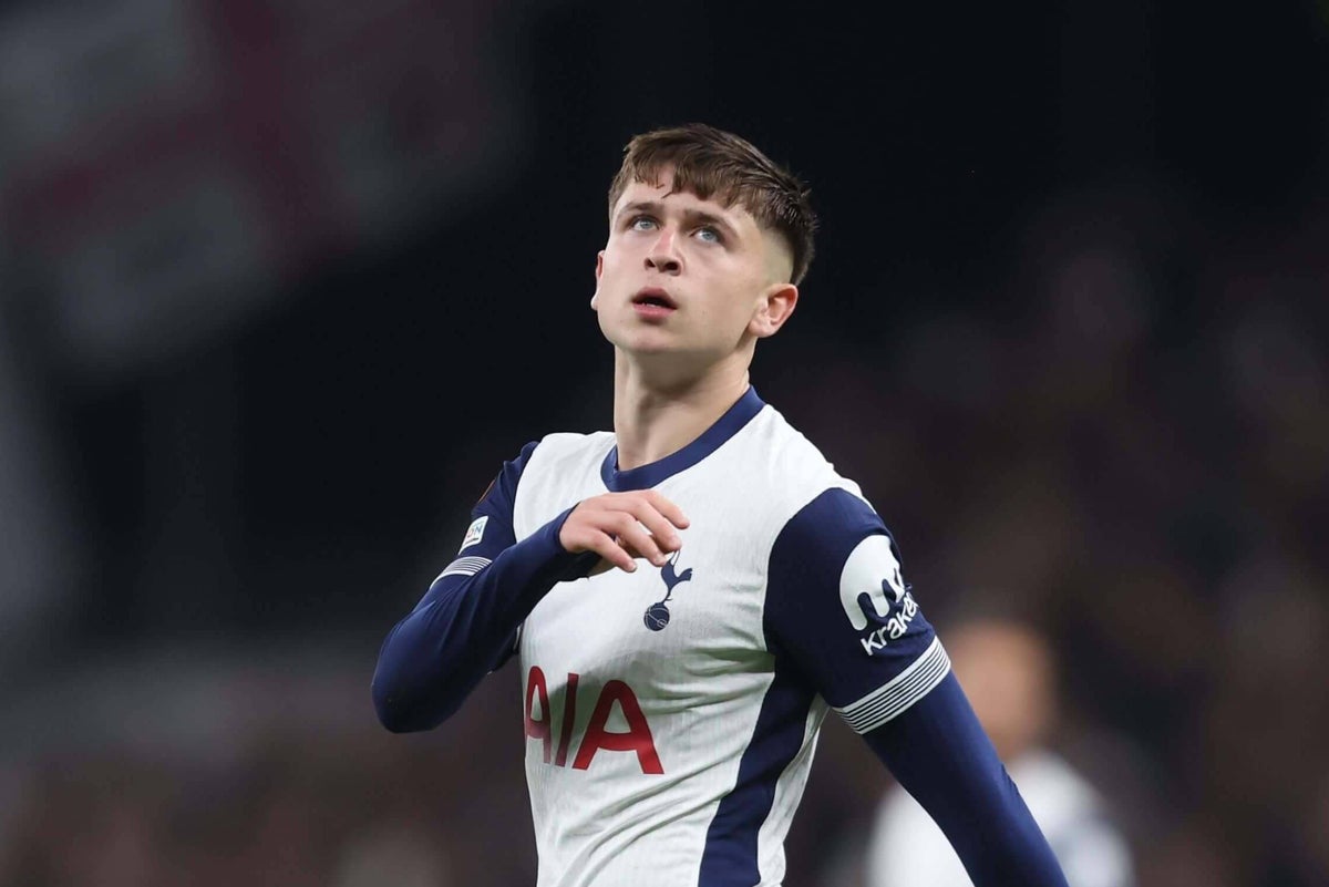 Mikey Moore deve ser emprestado pelo Tottenham ao Rangers em breve