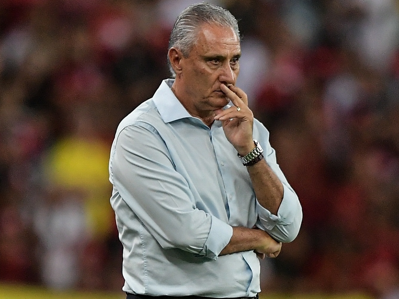 Tite, ex-técnico do Flamengo, durante jogo contra o Athletico pelo Brasileirão (Foto: Thiago Ribeiro/AGIF)