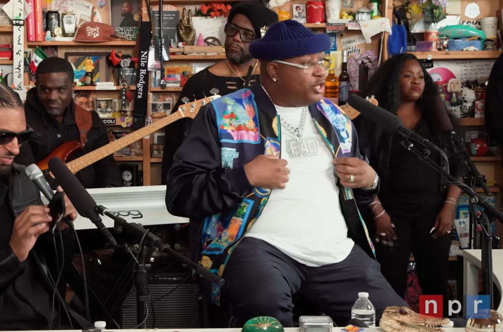 E-40 celebra Black Music Month com show vibrante no Tiny Desk da NPR