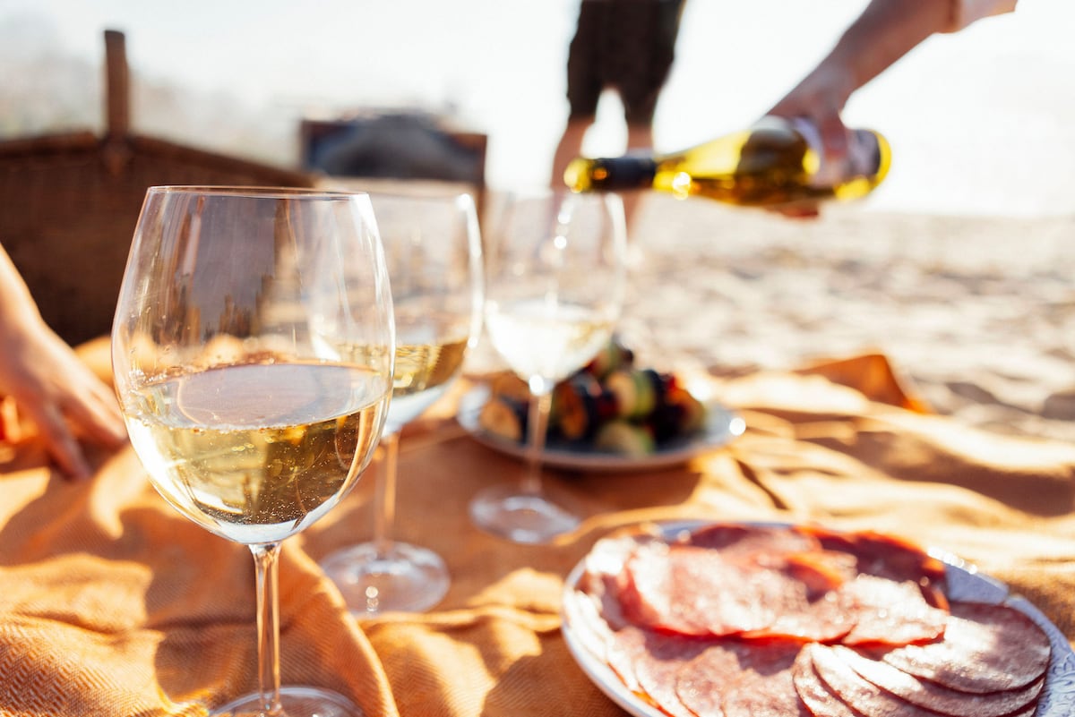 Aprenda a escolher os melhores vinhos espumosos para o verão