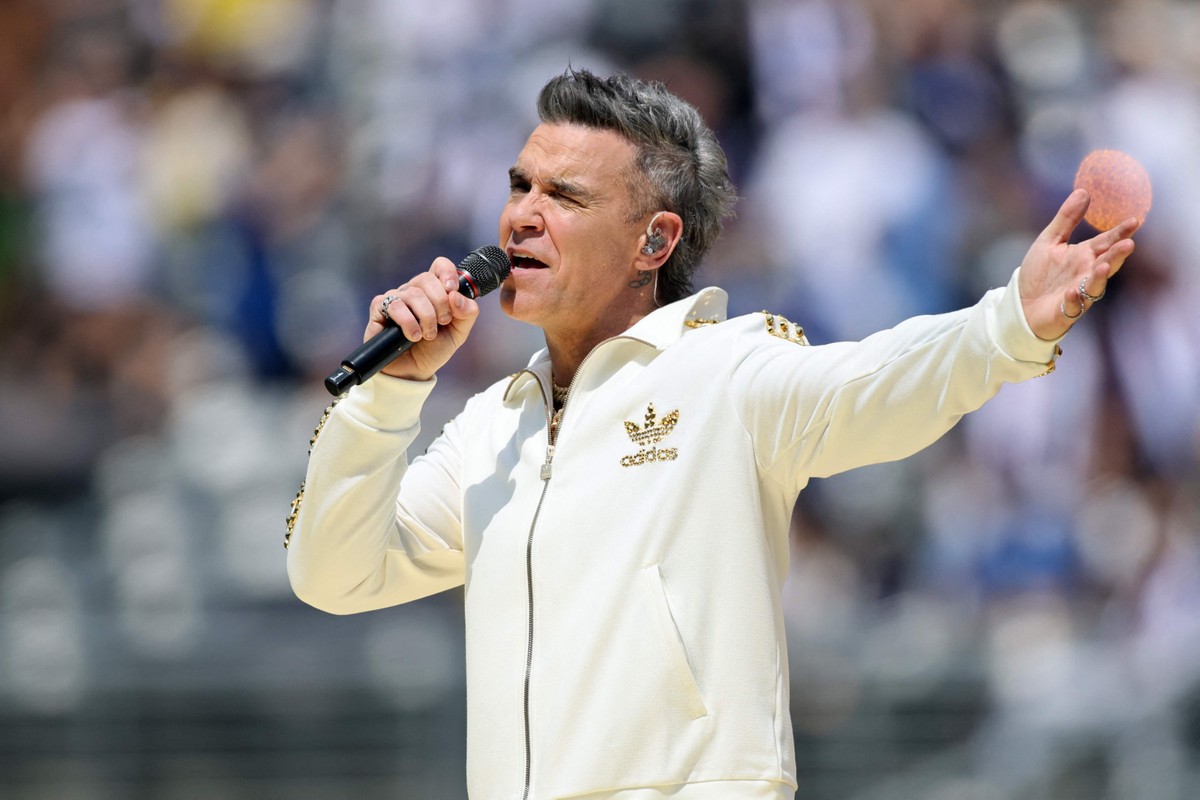 Robbie Williams revela que seus pais enfrentam doenças graves de saúde