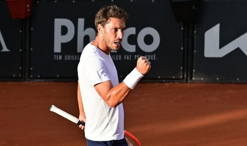 Ribeiro avança à final na Colômbia e Pereira chega à semifinal em El Salvador