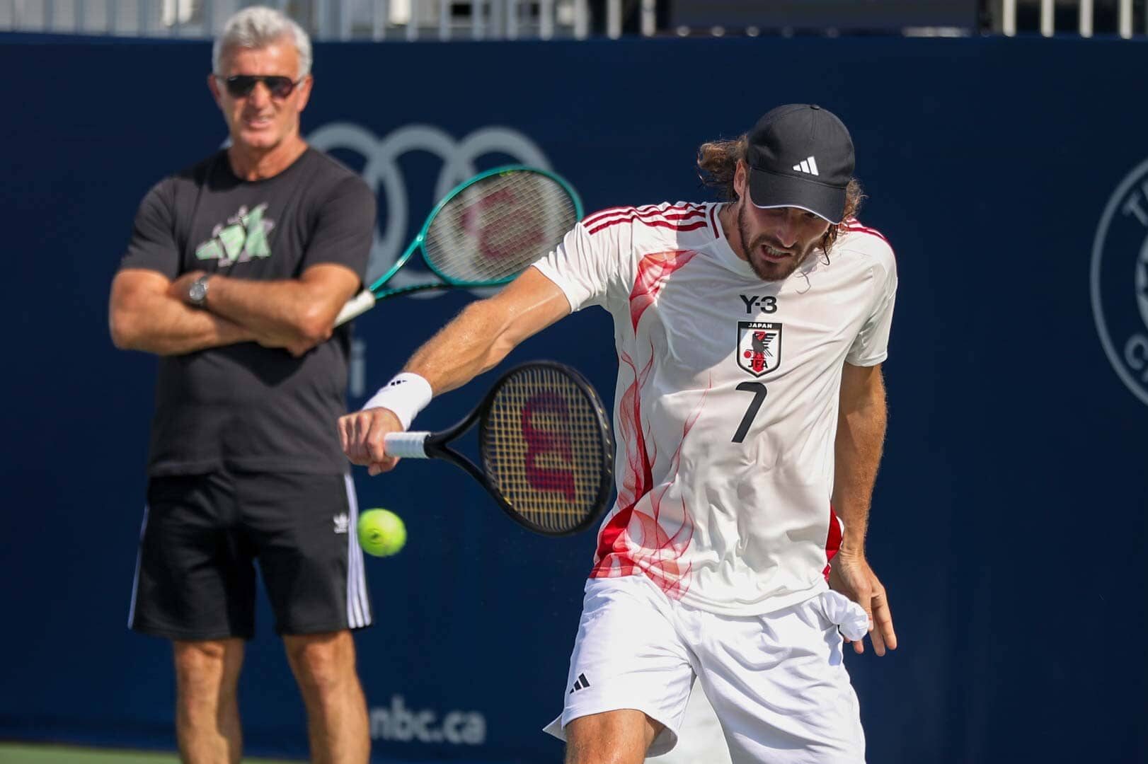 Tsitsipas fala sobre retorno do pai e novos ajustes na equipe de trabalho