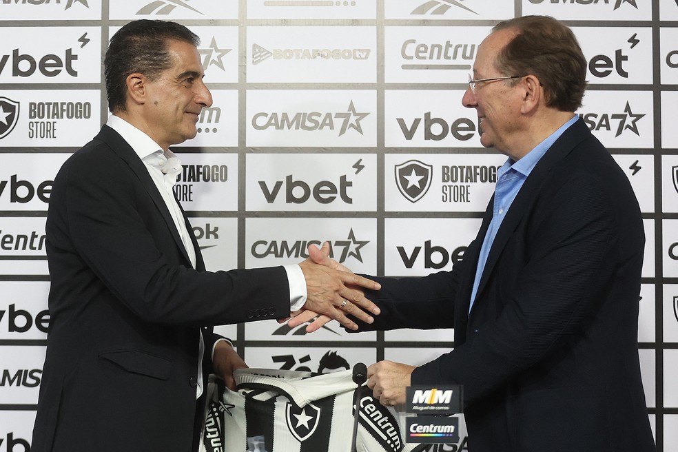 Renato Paiva e Textor no Nilton Santos (Foto: Vitor Silva/Botafogo)