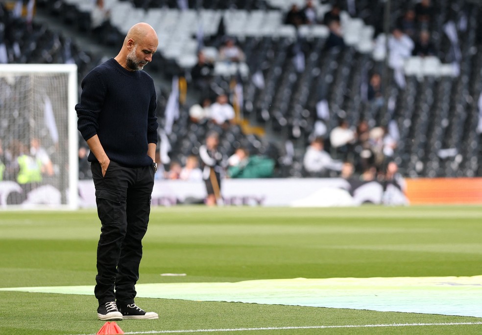 Guardiola em Fulham x Manchester City. (Foto: Reuters)
