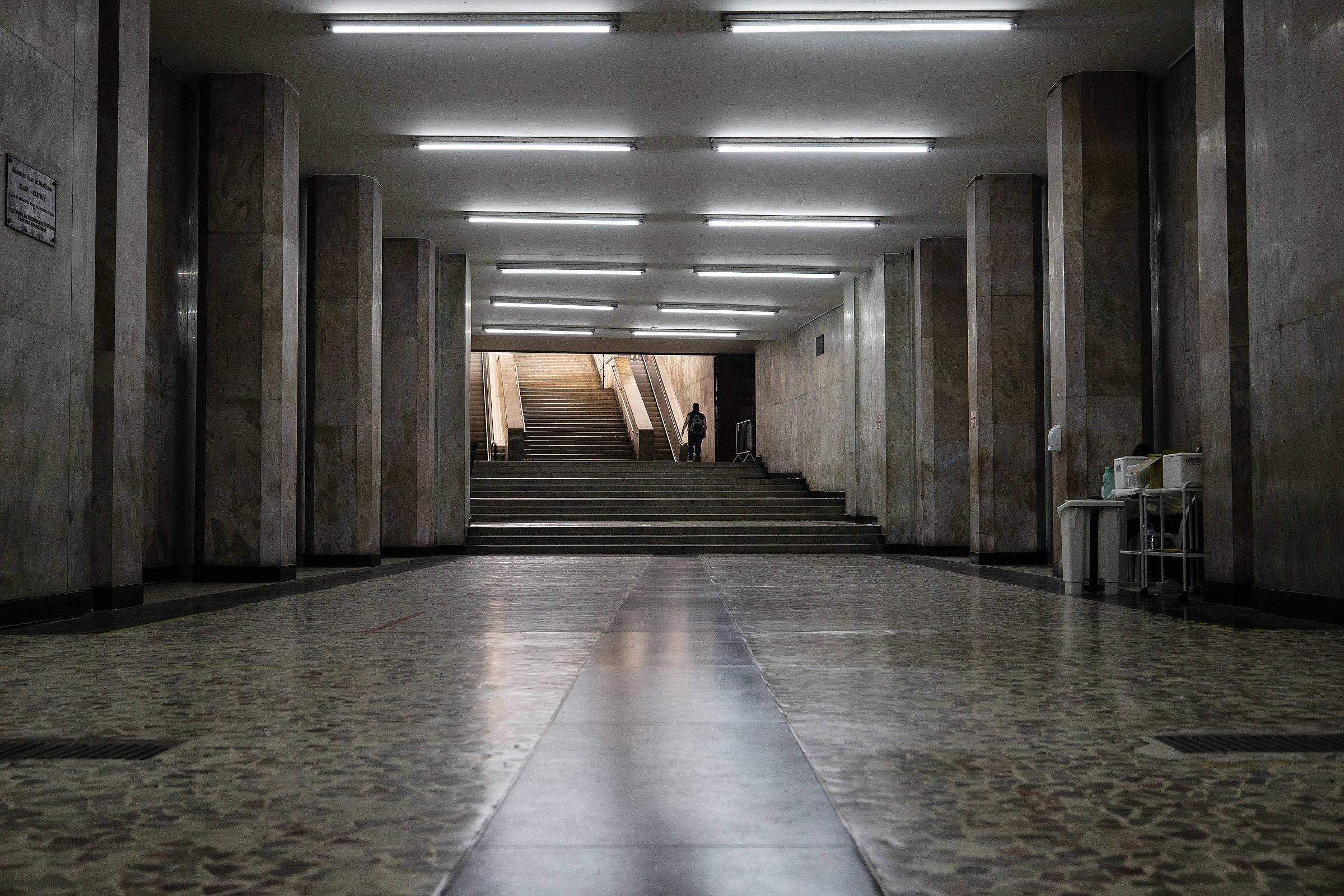 Obra no viaduto do Chá permite avanço na abertura da galeria Prestes Maia