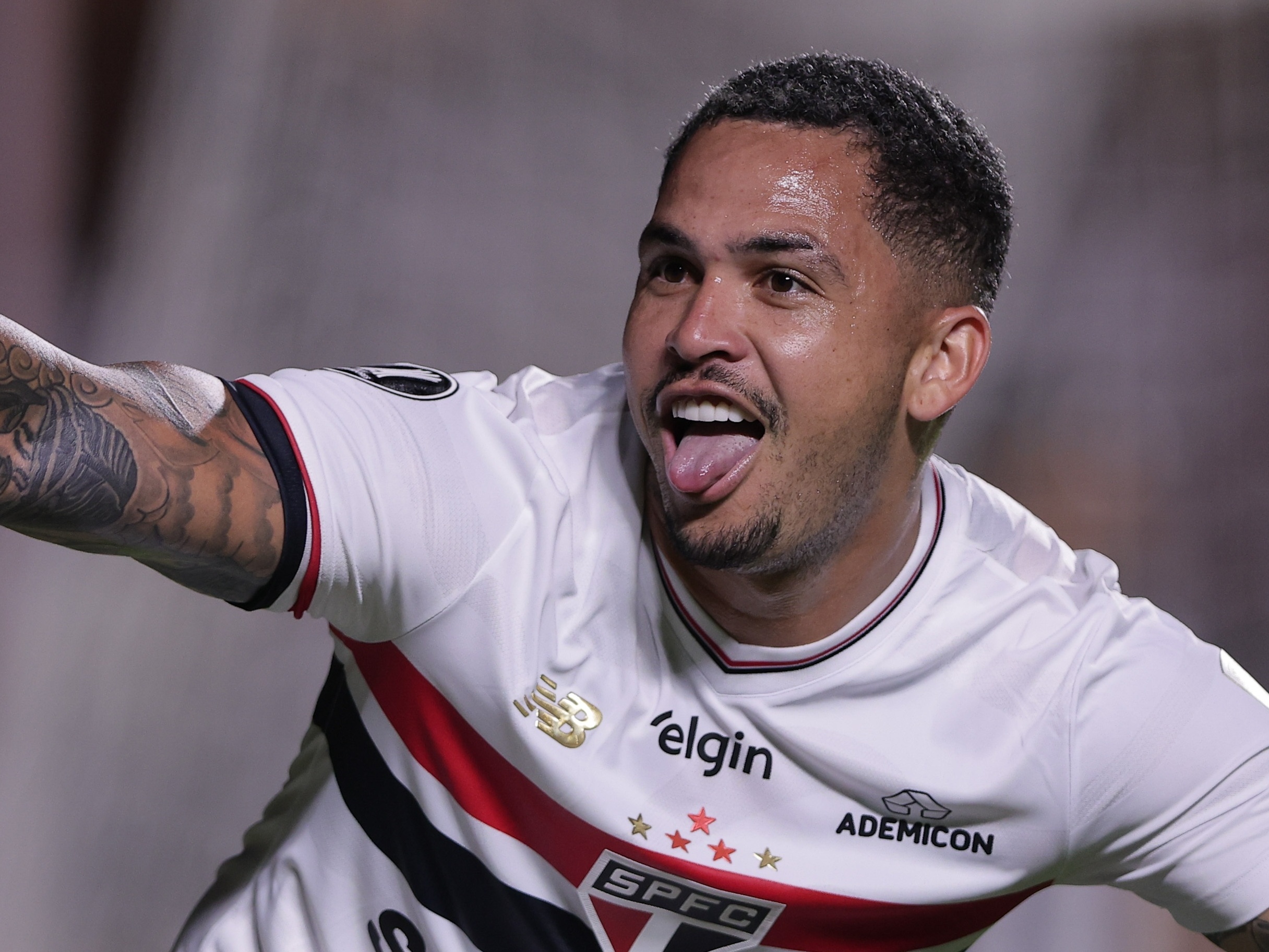 São Paulo vence Talleres e se aproxima da 2ª melhor campanha na Libertadores
