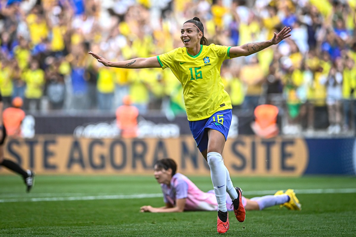 Bia Zaneratto comemora gol sobre o Japão na Neo Química Arena (Foto: Staff Images Woman / CBF)