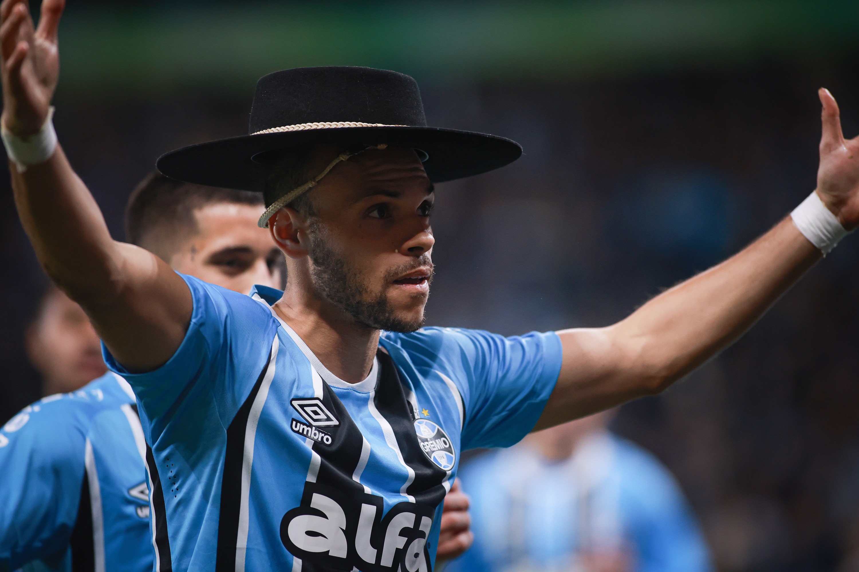 Grêmio supera Fortaleza com destaque para cinco jogadores essenciais na vitória