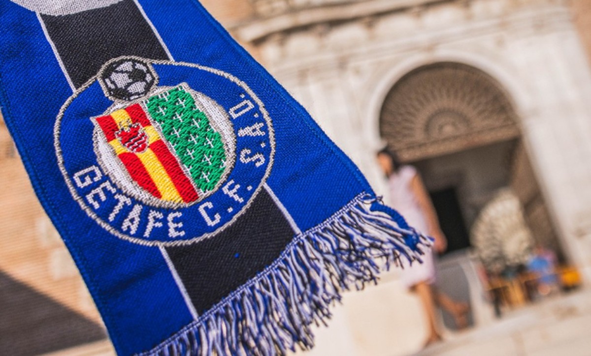 Donos do Liverpool avançam em negociações para adquirir clube da La Liga