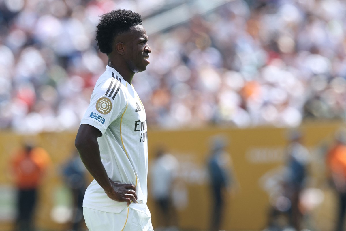Real Madrid considera venda de Vini Jr. se receber proposta atraente