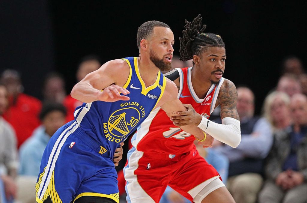 James Harden e companheiros dos Clippers derrotaram os Warriors de Curry, que terão de disputar a repescagem para alcançar os playoffs (Foto: Ezra Shaw/Getty Images)
