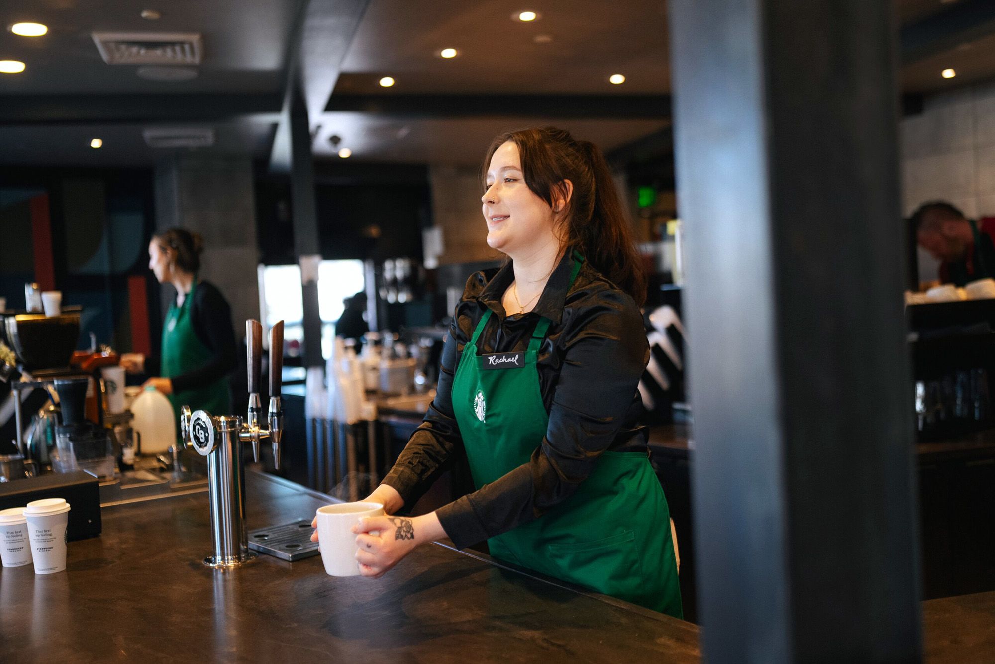 Starbucks está expandindo sua presença na América Latina, com planos de abrir novas lojas em países como Brasil e México. (Foto: Reprodução)