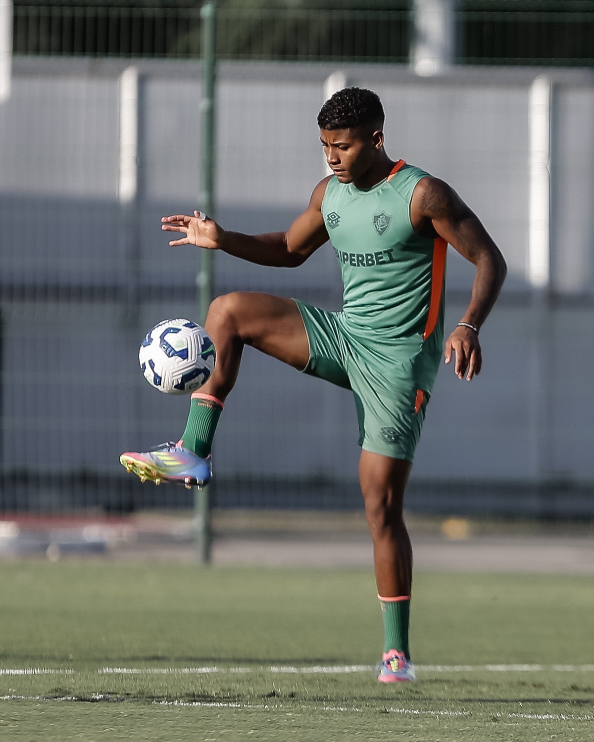 Hércules busca consolidar retorno após primeiro gol pelo Fluminense na Copa do Brasil