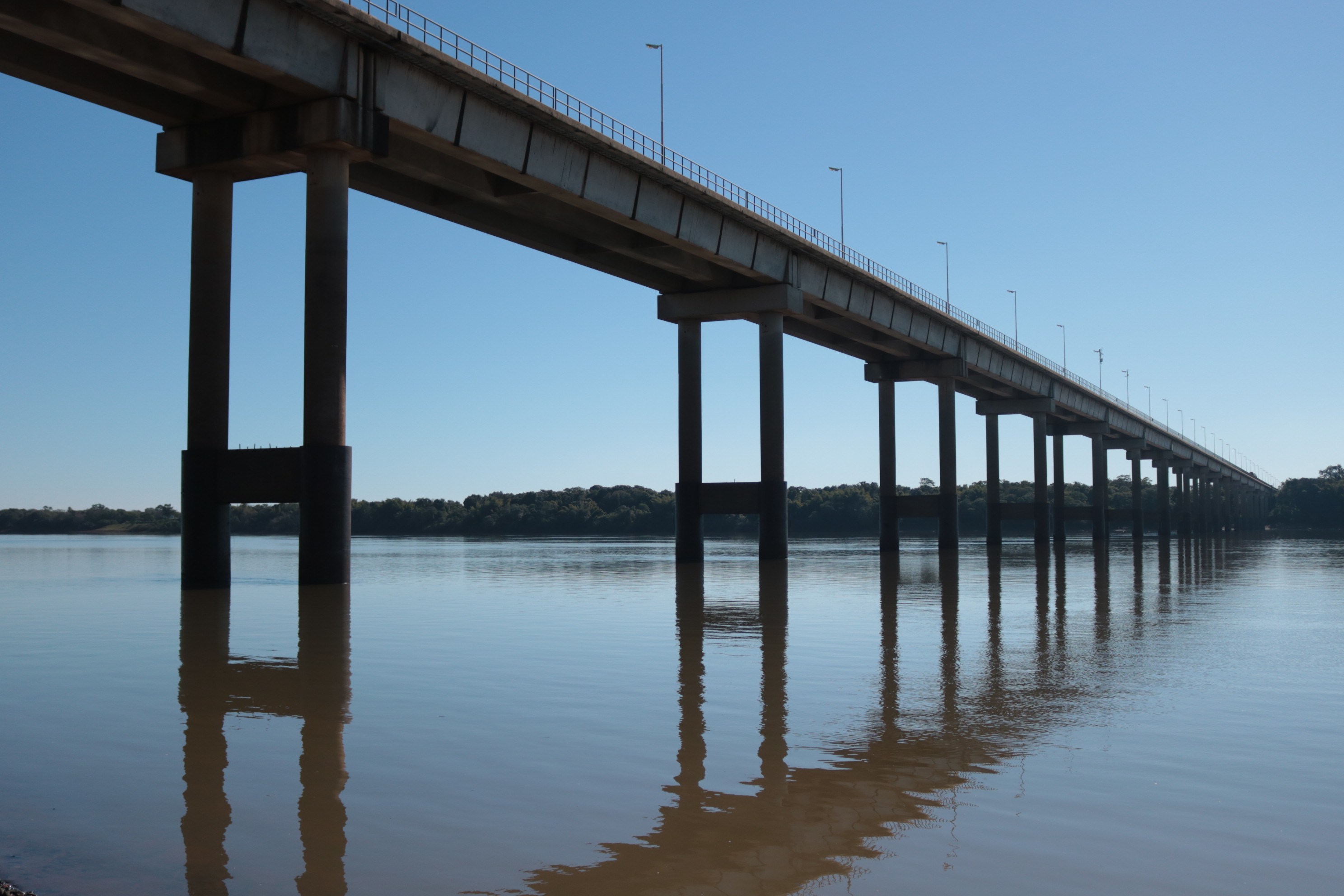 Simpar conquista leilão de ponte binacional após desclassificação da Argentina