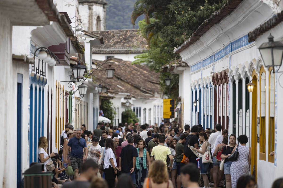 Casa Poéticas Negras recebe Eva Potiguara e Andreone Medrado na Flip