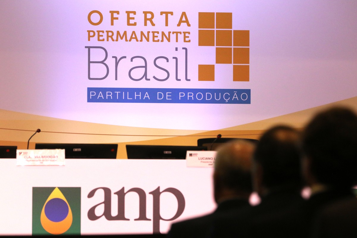 ANP realiza leilão em cinco bacias e gera protestos de ambientalistas