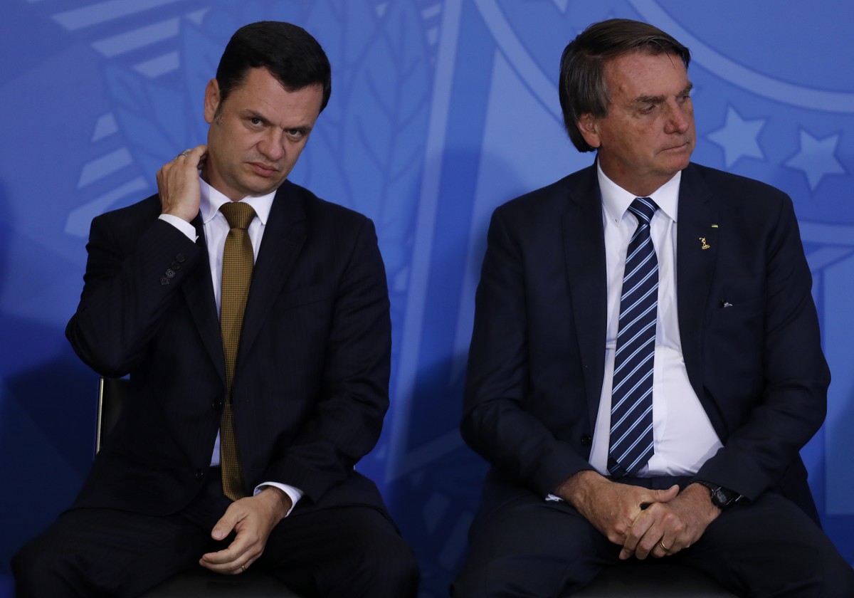 Anderson Torres apresenta parecer ao STF antes de acareação sobre minuta golpista