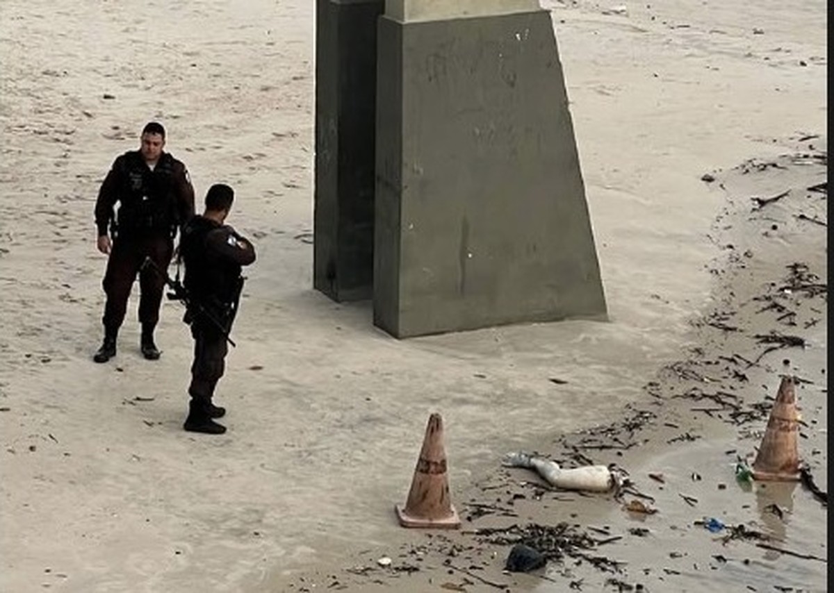 Perna humana é descoberta na Praia da Boa Viagem, em Niterói